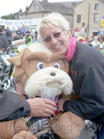 Baildon 2007 Angie - Paul - Mikaela (225).JPG